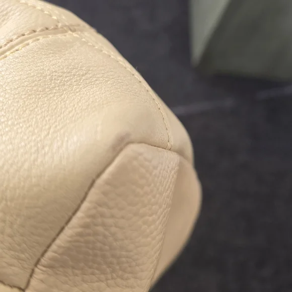 The Sak Leather Shoulder Bag - Picture 11 of 14